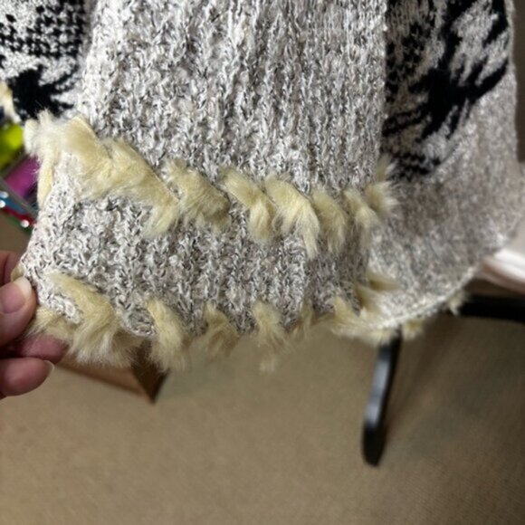 Venus Women’s Large Chic Boho Knit Cardigan Longline Faux Fur Fringe Hook&Eye - Picture 9 of 12